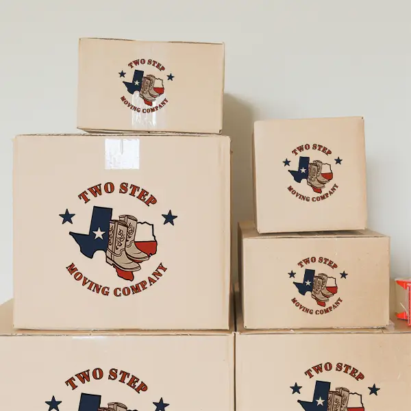 How to Choose a Commercial Moving Company in San Antonio: 8 Questions to Ask 2 Commercial moving company San Antonio: crew reviewing a move plan before relocation