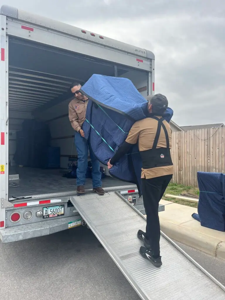 Home Page 93 Storage Unit Moving Help San Antonio: Load and Unload Tips